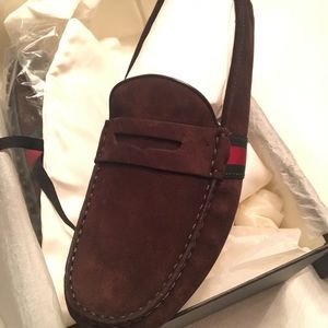 GUCCI mens shoes-brand new!!
